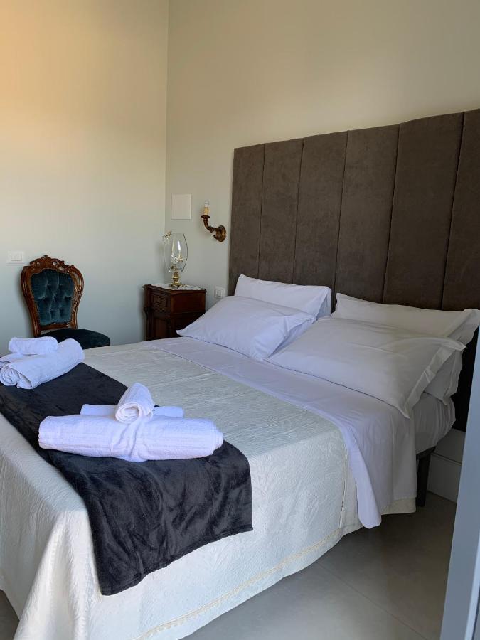 Palazzo Sama Bed & Breakfast Catanzaro Exterior photo